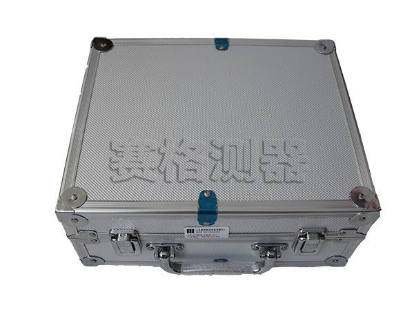 5c302ad58fae1.jpg 踏板力計(jì)包裝箱0.jpg